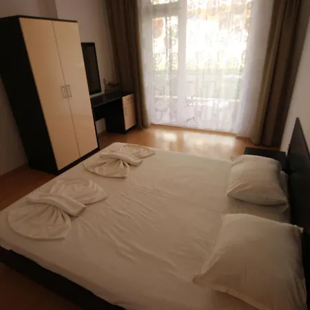 Apartment Sunny Day 5 - Menada